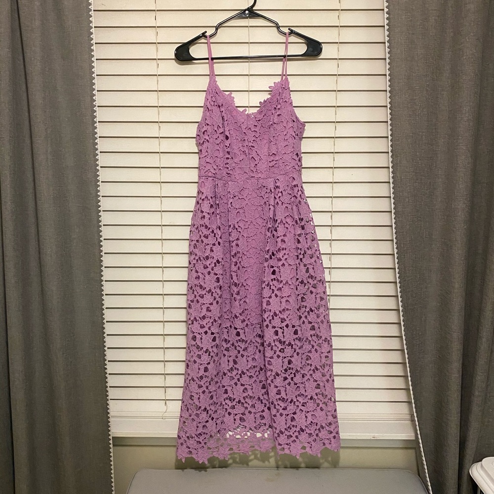 FLASH SALE 🎊 ASTR the Label Lace Midi dress